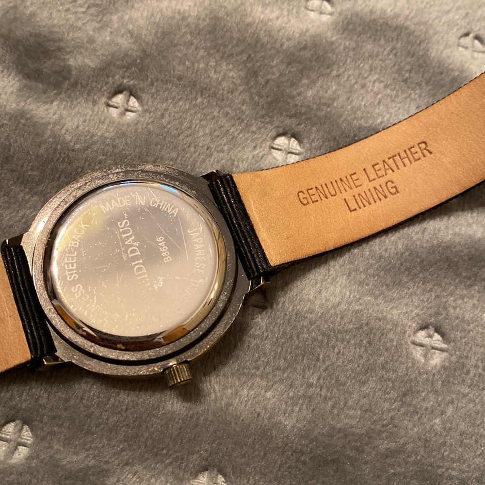 Diamond watch - Picture 3 of 5